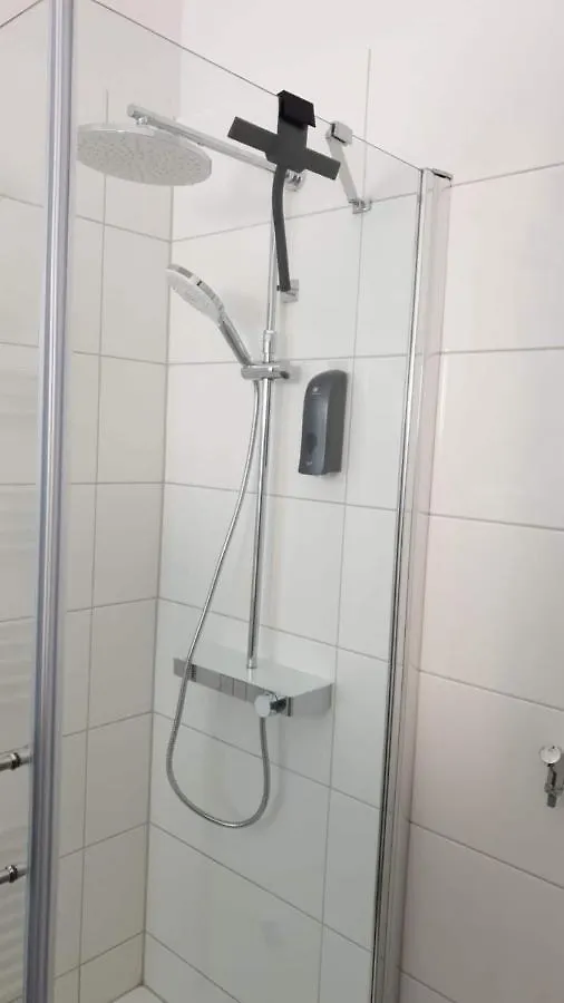 Wohnen Am Main - Gemuetlicher Altbau, Zentral Wurzburg 0*,  Germany