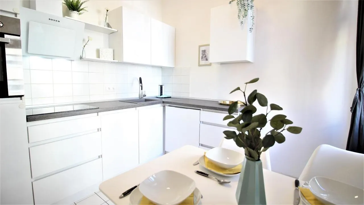 Wohnen Am Main - Gemuetlicher Altbau, Zentral Wurzburg Apartment